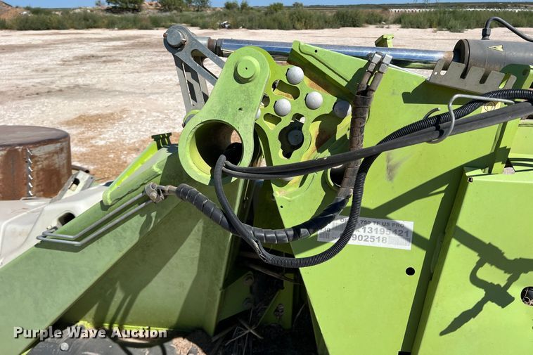 image for item DO8720 2014 Claas Orbis 750  rotary forage head
