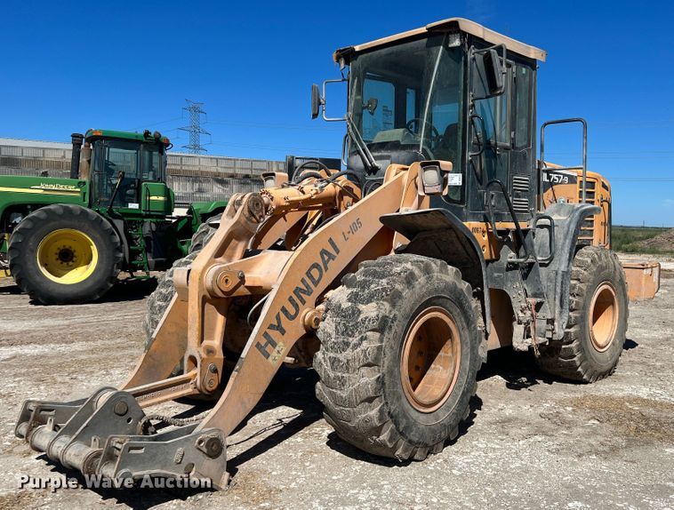 image for item DO8722 2013 Hyundai HL757-9  wheel loader