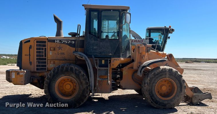 image for item DO8722 2013 Hyundai HL757-9  wheel loader