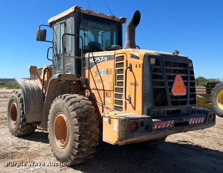 image for item DO8722 2013 Hyundai HL757-9  wheel loader