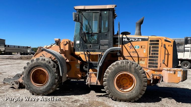image for item DO8722 2013 Hyundai HL757-9  wheel loader