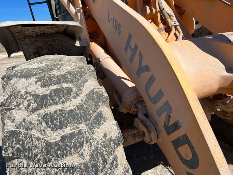 image for item DO8722 2013 Hyundai HL757-9  wheel loader