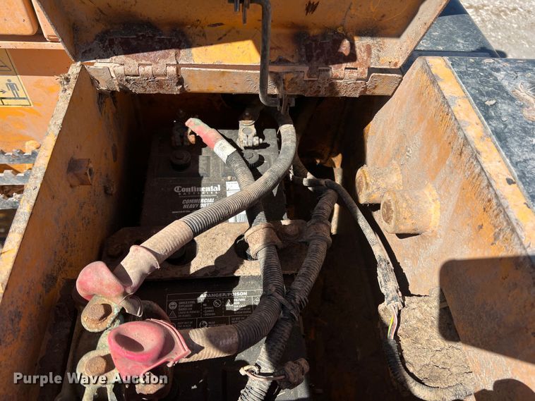 image for item DO8722 2013 Hyundai HL757-9  wheel loader