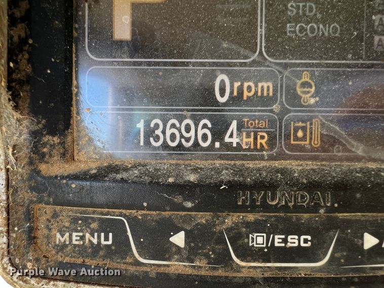 image for item DO8722 2013 Hyundai HL757-9  wheel loader