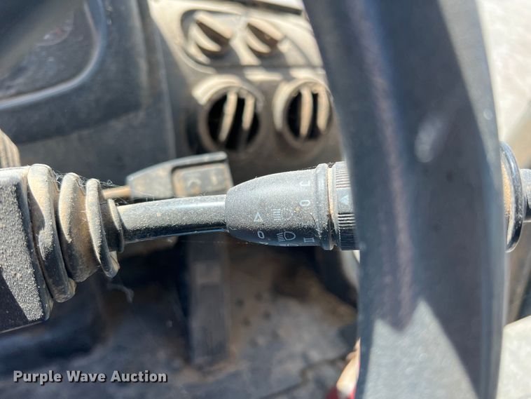 image for item DO8722 2013 Hyundai HL757-9  wheel loader