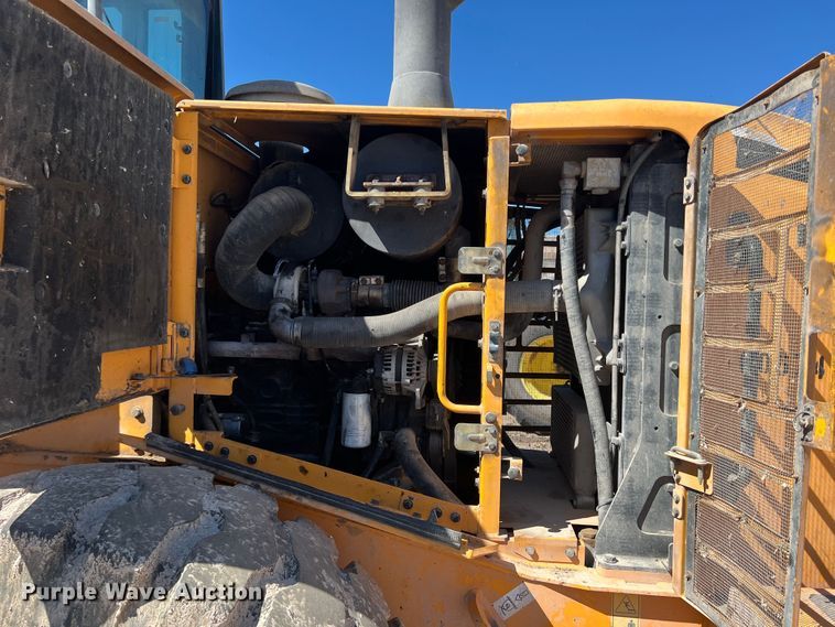 image for item DO8722 2013 Hyundai HL757-9  wheel loader