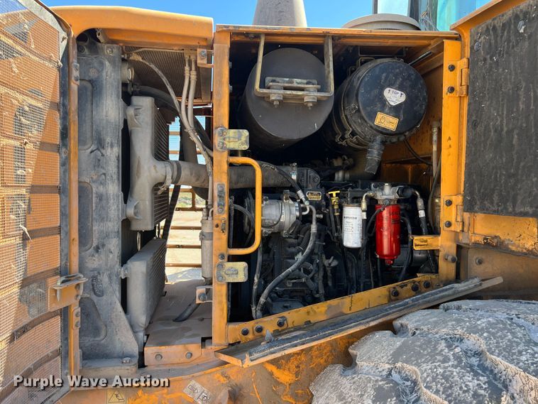 image for item DO8722 2013 Hyundai HL757-9  wheel loader