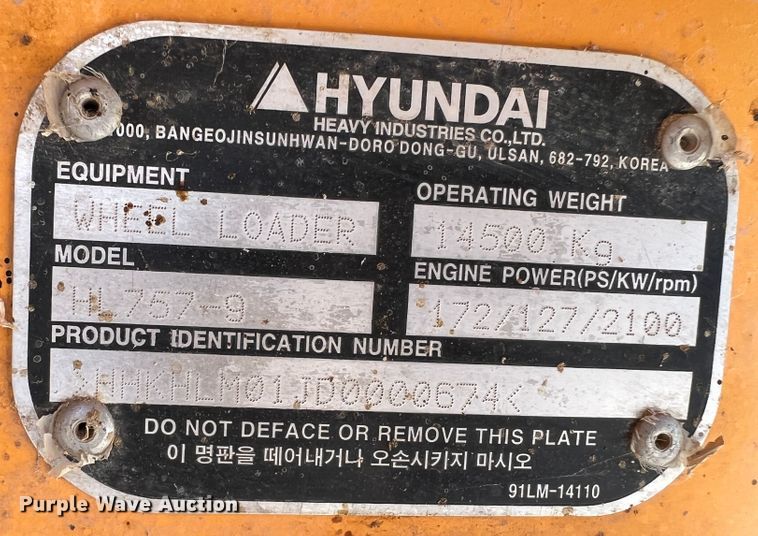 image for item DO8722 2013 Hyundai HL757-9  wheel loader