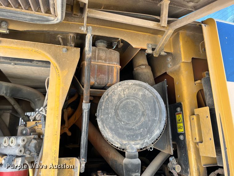 image for item DO8724 2009 Caterpillar 924H  wheel loader