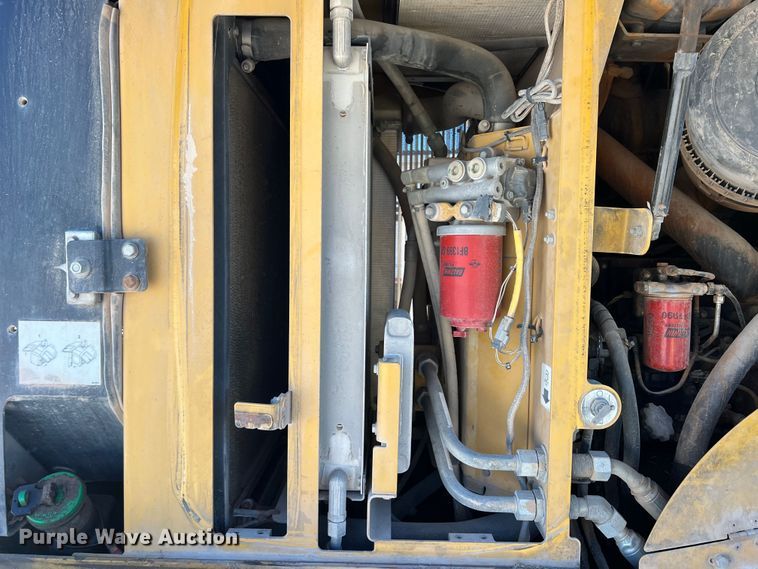 image for item DO8724 2009 Caterpillar 924H  wheel loader