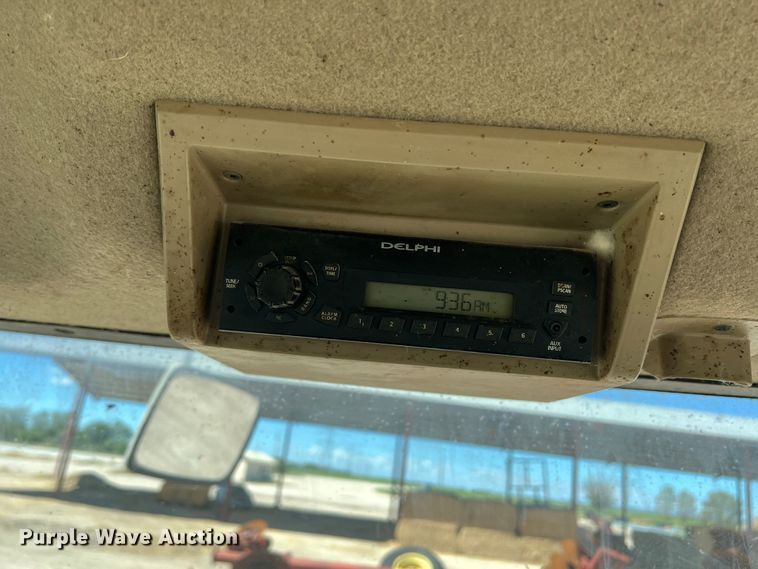 image for item DO8725 2009 John Deere 8430  MFWD tractor