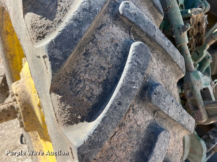 image for item DO8725 2009 John Deere 8430  MFWD tractor