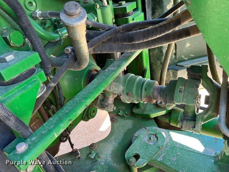 image for item DO8727 2005 John Deere 9420  4WD tractor