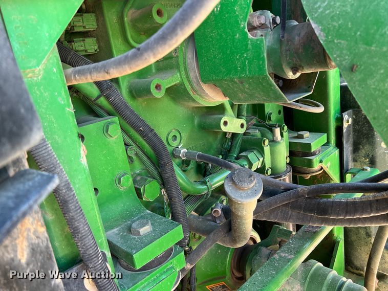 image for item DO8727 2005 John Deere 9420  4WD tractor