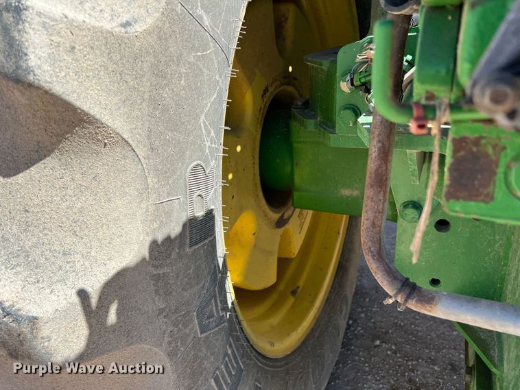 image for item DO8727 2005 John Deere 9420  4WD tractor