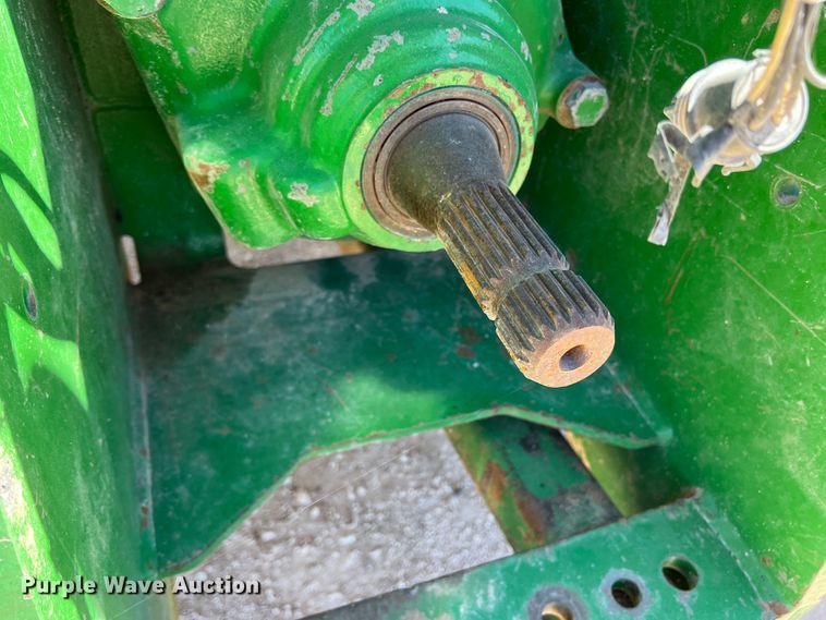 image for item DO8727 2005 John Deere 9420  4WD tractor