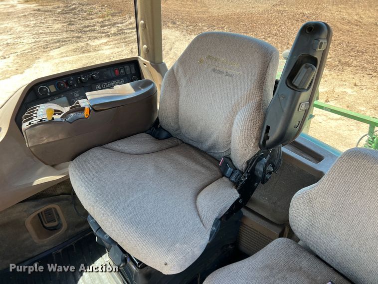 image for item DO8727 2005 John Deere 9420  4WD tractor