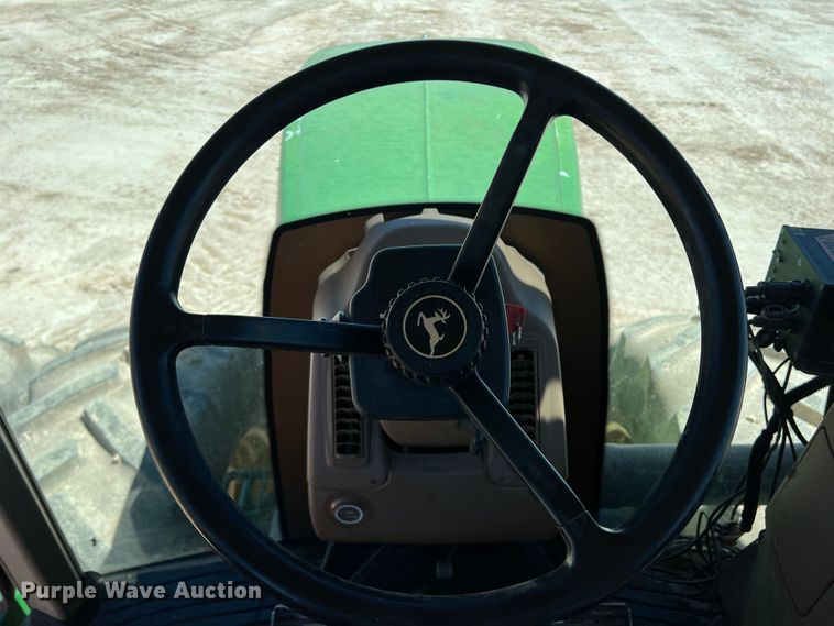 image for item DO8727 2005 John Deere 9420  4WD tractor