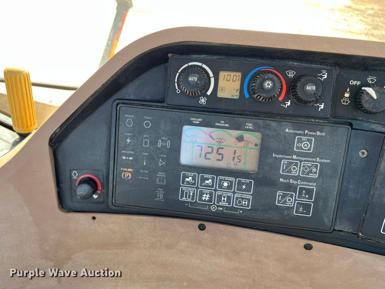 image for item DO8727 2005 John Deere 9420  4WD tractor