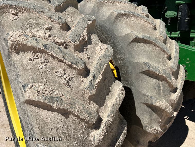 image for item DO8727 2005 John Deere 9420  4WD tractor