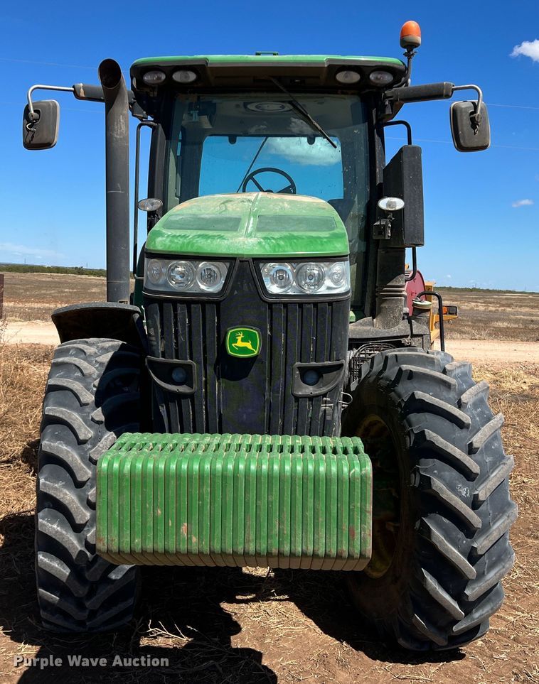 image for item DO8728 2013 John Deere 7200R  MFWD tractor