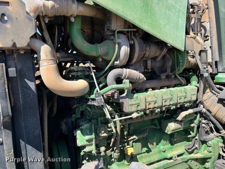 image for item DO8728 2013 John Deere 7200R  MFWD tractor