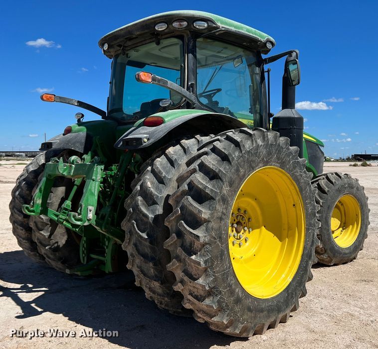 image for item DO8729 2015 John Deere 7230R  MFWD tractor