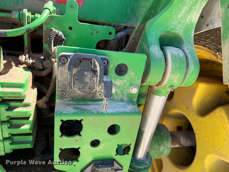 image for item DO8729 2015 John Deere 7230R  MFWD tractor