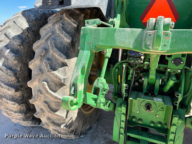 image for item DO8729 2015 John Deere 7230R  MFWD tractor