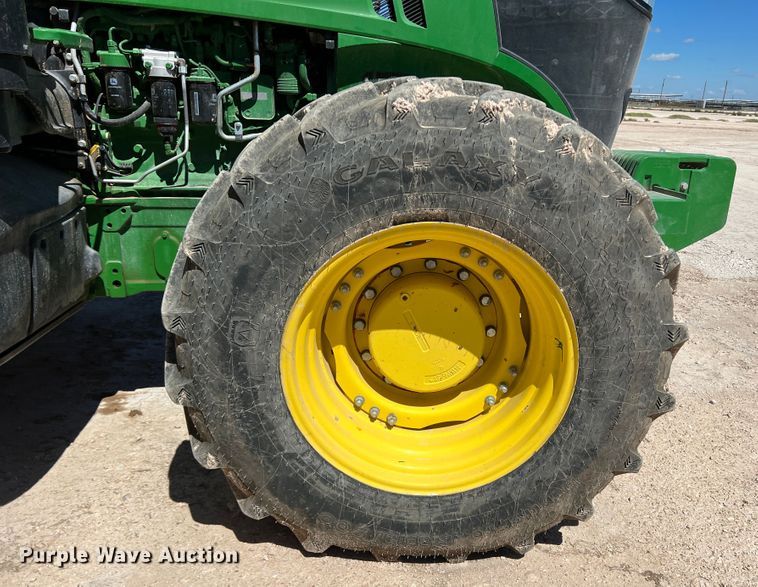 image for item DO8729 2015 John Deere 7230R  MFWD tractor