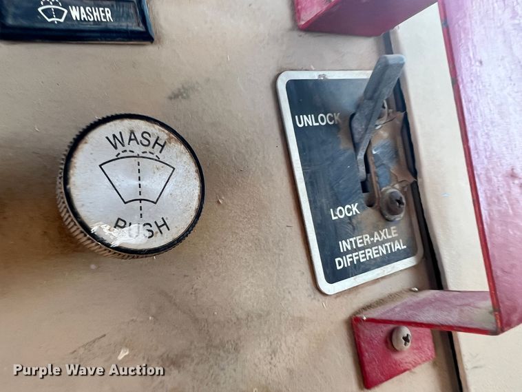 image for item DO8732 1983 Am General  semi truck