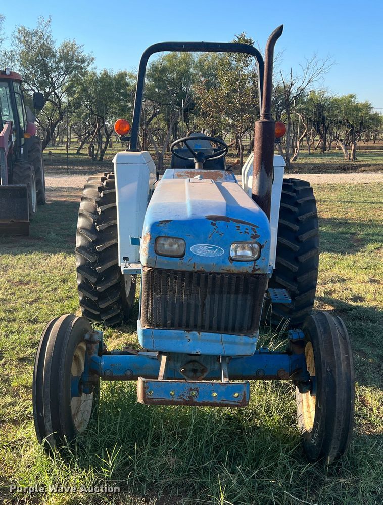 image for item DO8739 Ford 3415  tractor