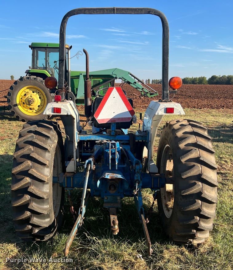 image for item DO8739 Ford 3415  tractor