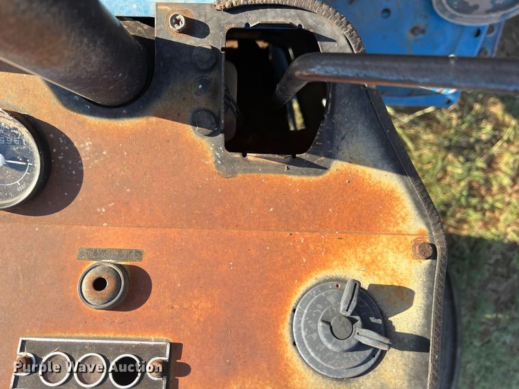 image for item DO8739 Ford 3415  tractor