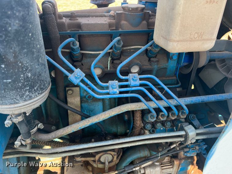 image for item DO8739 Ford 3415  tractor