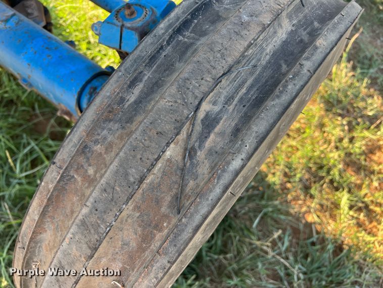 image for item DO8739 Ford 3415  tractor