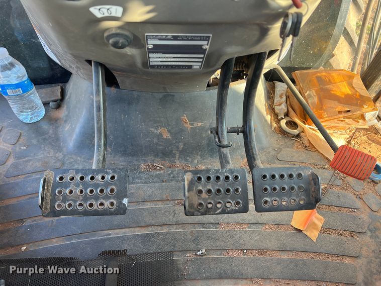 image for item DO8740 2007 Case IH JX70  MFWD tractor