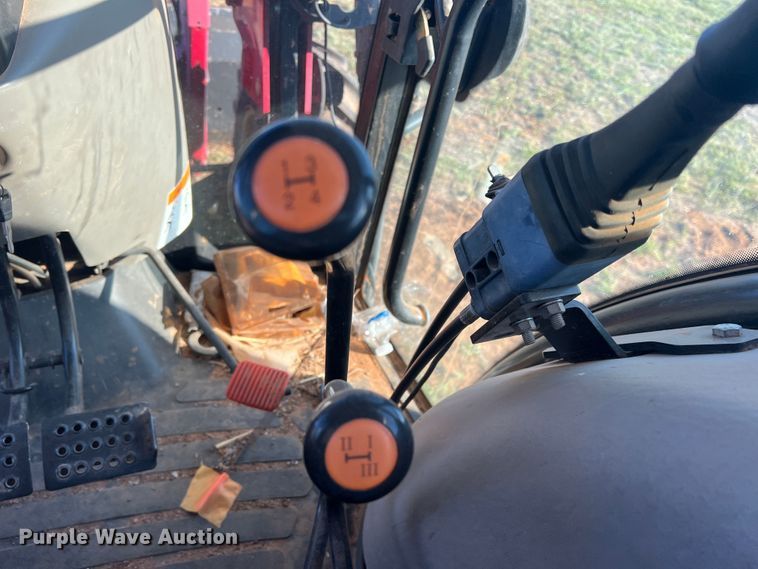 image for item DO8740 2007 Case IH JX70  MFWD tractor