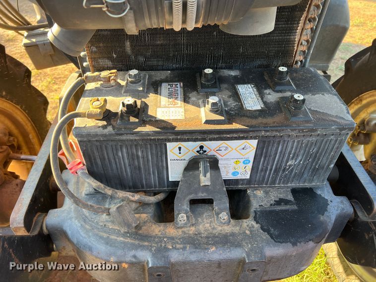 image for item DO8740 2007 Case IH JX70  MFWD tractor