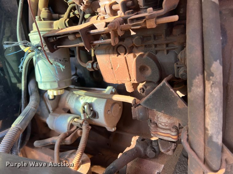 image for item DO8740 2007 Case IH JX70  MFWD tractor