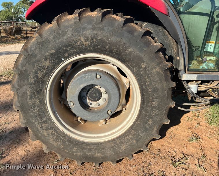 image for item DO8740 2007 Case IH JX70  MFWD tractor