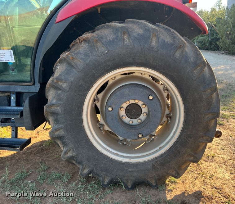 image for item DO8740 2007 Case IH JX70  MFWD tractor