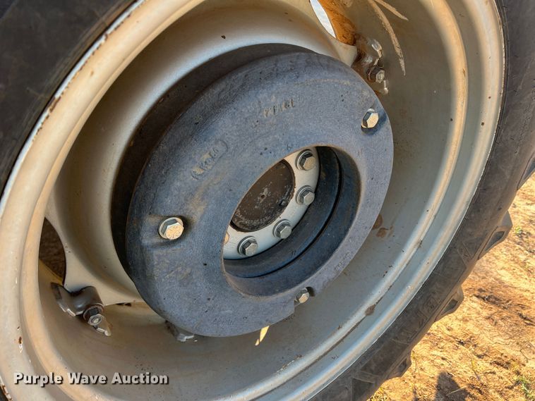 image for item DO8740 2007 Case IH JX70  MFWD tractor