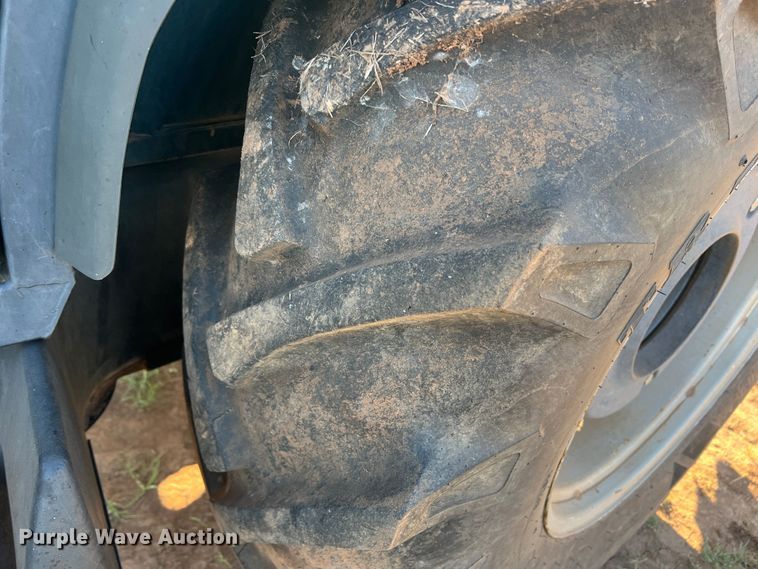 image for item DO8740 2007 Case IH JX70  MFWD tractor