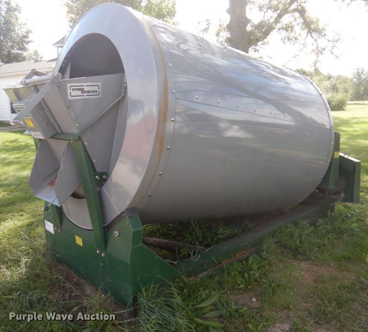 image for item DP0339 1997 FarmMaster FB233  feed grinder/mixer