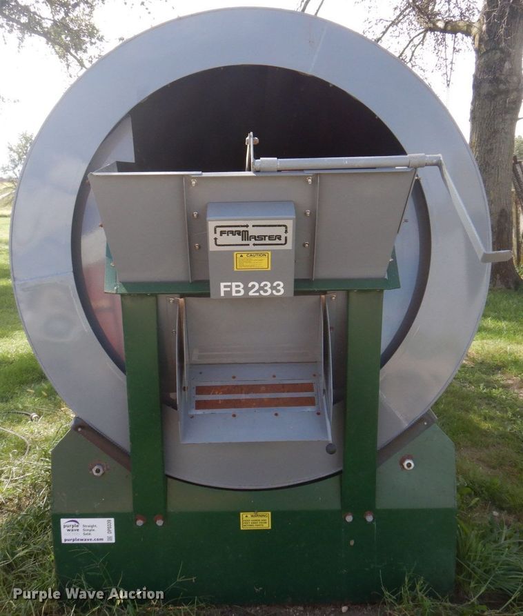 image for item DP0339 1997 FarmMaster FB233  feed grinder/mixer