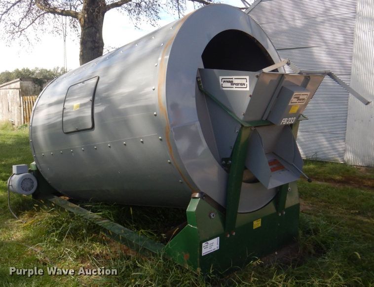 image for item DP0339 1997 FarmMaster FB233  feed grinder/mixer