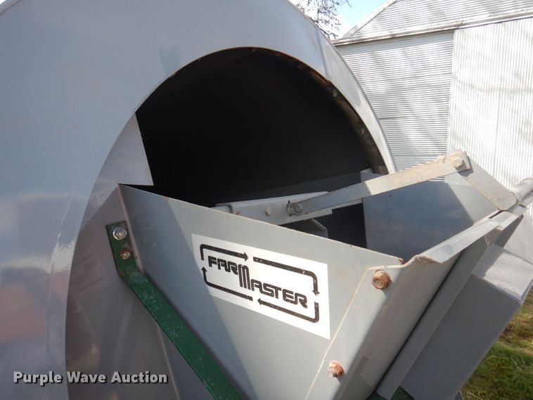 image for item DP0339 1997 FarmMaster FB233  feed grinder/mixer