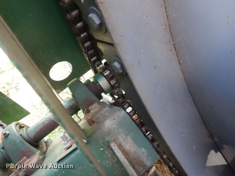 image for item DP0339 1997 FarmMaster FB233  feed grinder/mixer