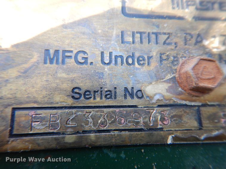 image for item DP0339 1997 FarmMaster FB233  feed grinder/mixer